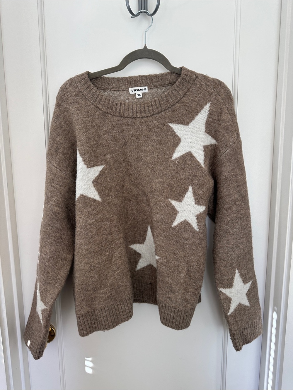 Vigoss Taupe Sweater with White Star Motif
